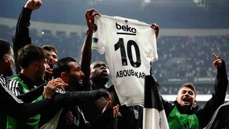 Beşiktaşlı Aboubakar, Galatasaray’a ilk golünü attı