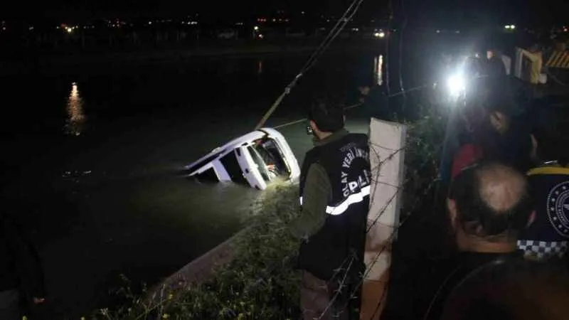 Şanlıurfa’da araç sulama kanalına devrildi: 4 ölü, 2 kayıp, 1 yaralı