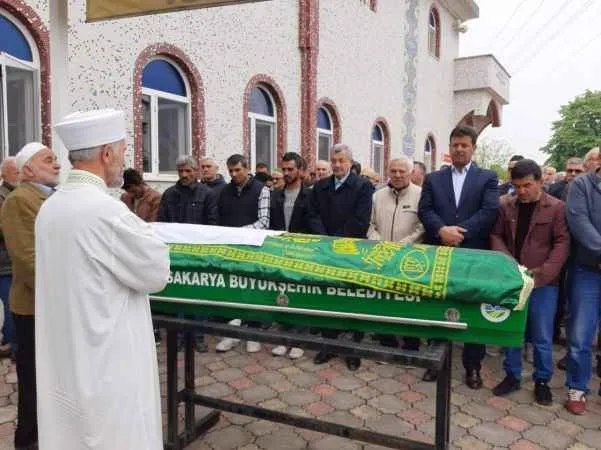 Göçükte hayatını kaybeden işçi toprağa verildi