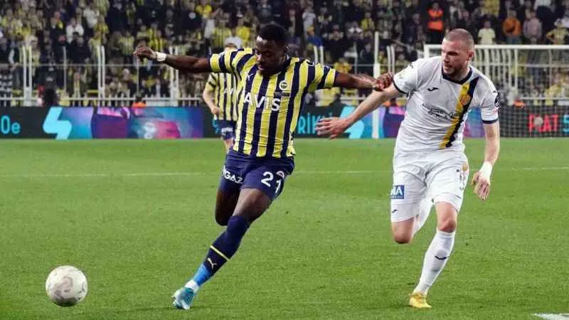 Fenerbahçe’ye Osayi Samuel’den şok haber