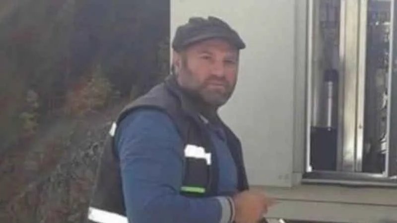 Artvin'de elektrik direğinden düşen Erol Çelik hayatını kaybetti