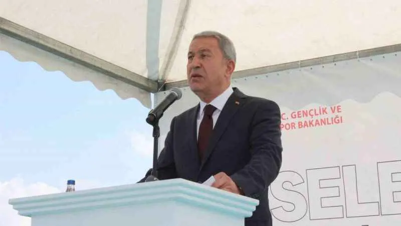 Bakan Akar: Fitne fesat sokmaya çalışanlara inanmayın