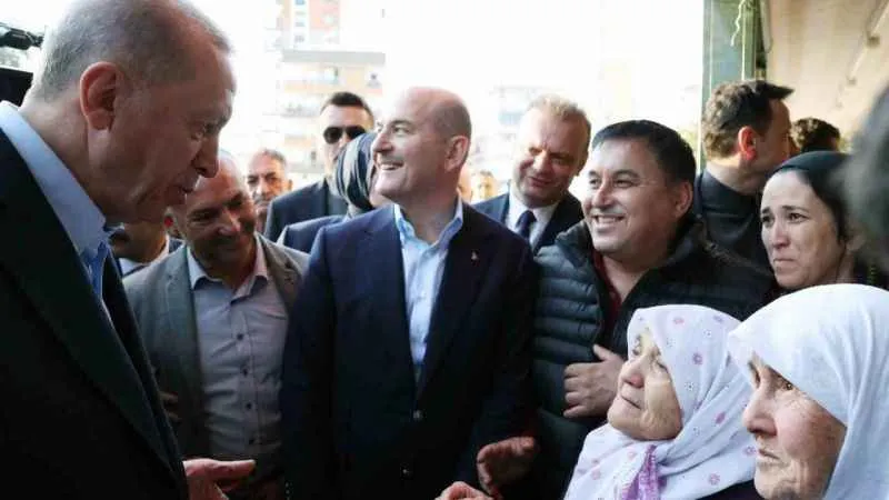 Zülfiye nine TOGG’a binince gözyaşlarını tutamadı