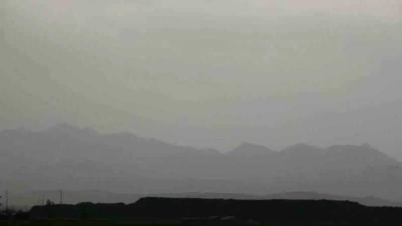 Yüksekova gündüz saatlerinde geceyi yaşadı