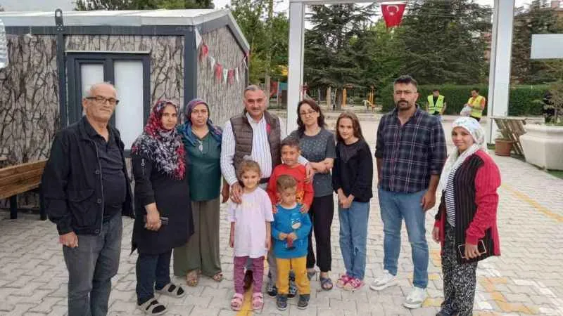 Başkan Mehmet Cabbar’dan Elbistan Develi Konteyner Kent e ziyaret