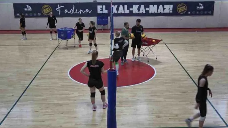 Milli voleybolcuların hedefi Avrupa şampiyonluğu