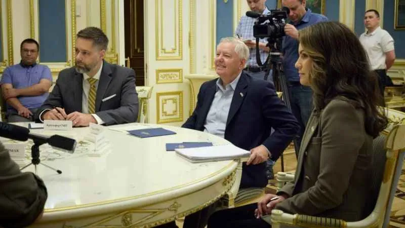 Rusya, ABD’li Senatör Graham’ı "arananlar listesi"ne ekledi