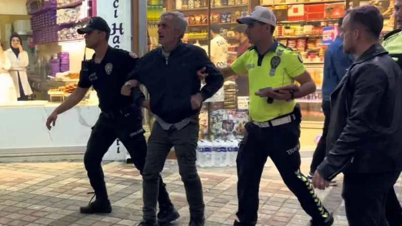 Polis şampiyonluk kutlamasında traktör sürücüsüne 19 bin 835 lira ceza kesti