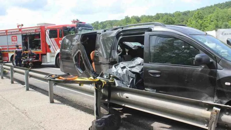 TEM'deki kazada Atalay Özdemir ve Ahmet Özdemir hayatını kaybetti