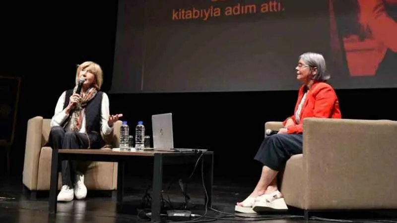 Ayşe Kulin, edebiyatseverlerle buluştu