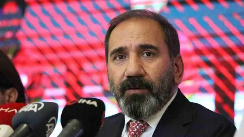 Sivasspor’da Mecnun Otyakmaz tekrar aday oluyor!