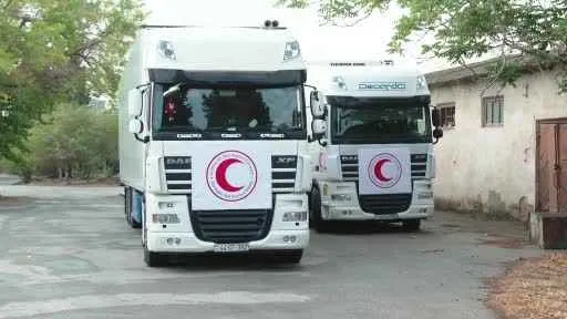 Azerbaycan'dan Karabağ'da yaşayan Ermenilere 40 tonluk insani yardım