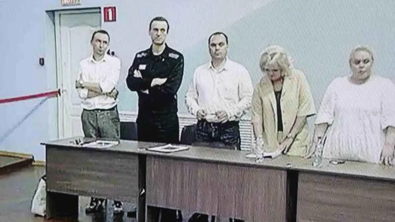 Rus muhalif lider Navalny 19 yıl hapis cezasına çarptırıldı