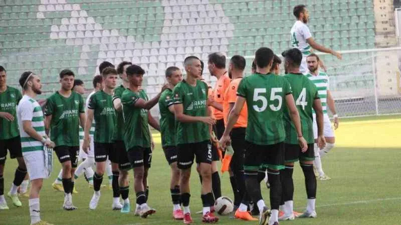 Futbolcuların alacaklarını ödeyemeyen Denizlispor’da antrenman iptal edildi
