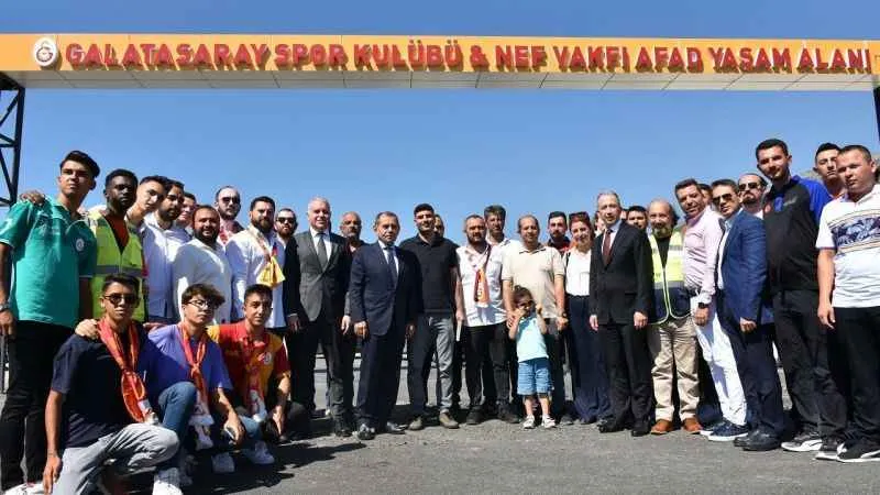 Galatasaray, Kahramanmaraş’ta 100 kalıcı konut yapacak