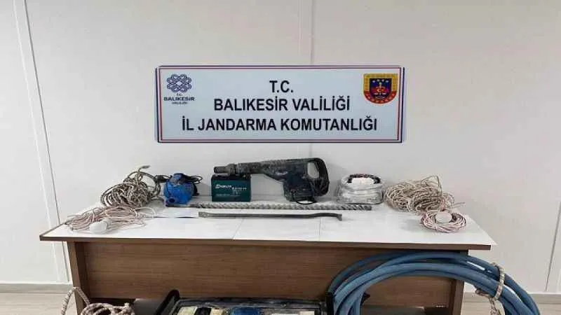 Balıkesir’de kaçakçılık ve organize suç operasyonunda 4 tutuklama