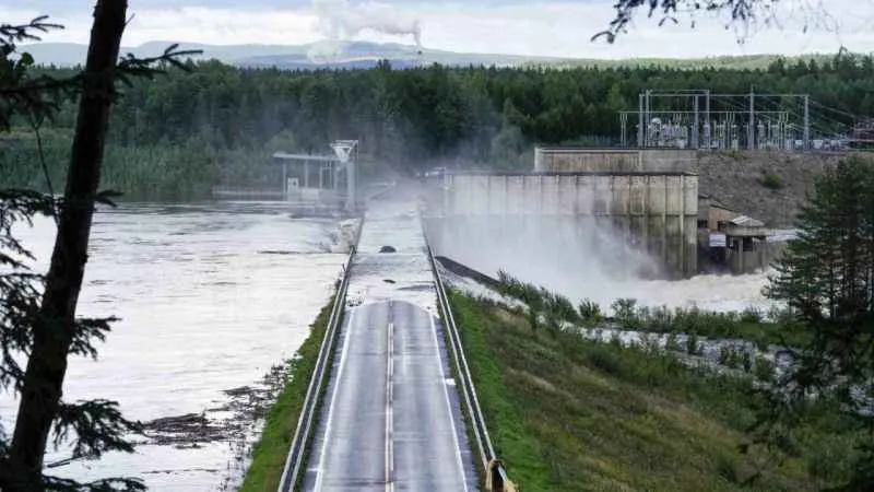Hans Fırtınası’nın vurduğu Norveç’te bir barajda kısmi çökme