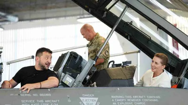 Danimarka’dan Ukrayna’ya 19 adet F-16 savaş uçağı