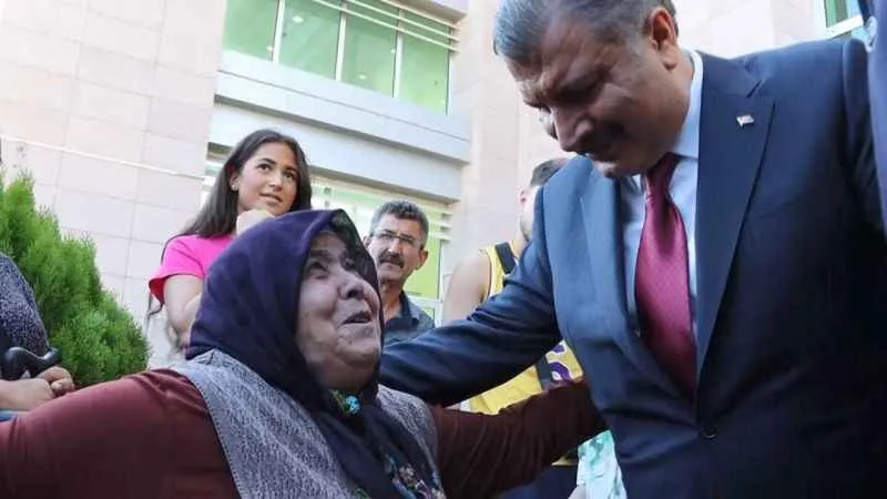 Sağlık Bakanı Koca’ya Kırşehir’de sevgi seli