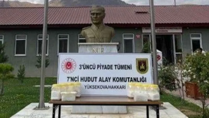 MSB: “Hakkari hudut hattında 9 bin 888 gram metamfetamin ele geçirildi”