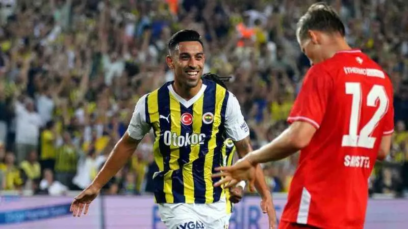 İrfan Can Kahveci, Twente’ye karşı 2 golle yıldızlaştı