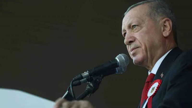 Cumhurbaşkanı Erdoğan: “KAAN’ı inşallah 2023 senesi bitmeden uçağımızın havalandığını göreceğiz”