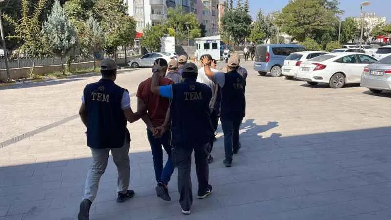 DEAŞ operasyonunda 3 şüpheli tutuklandı