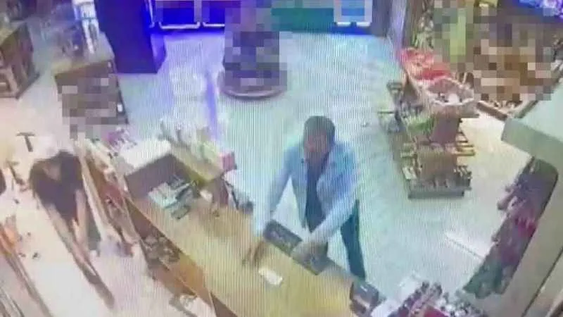 Sancaktepe’de tekel bayisinde silahlı saldırı