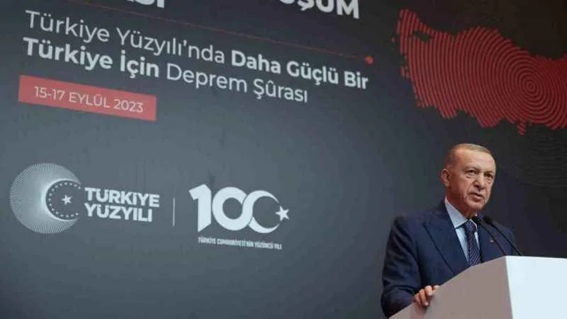 Cumhurbaşkanı Erdoğan: “Ülkemizin 81 vilayetinin tamamını deprem bölgesi olarak görüp çalışmaları yürütmemiz gerekiyor”