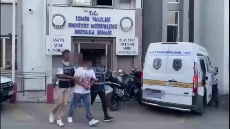 İzmir’de 1280 yıl hapis cezasıyla aranan firari yakalandı