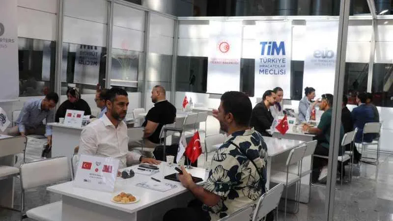 Türk mobilya ihracatçıları Suudi Arabistan ve Fas ile masaya oturdu