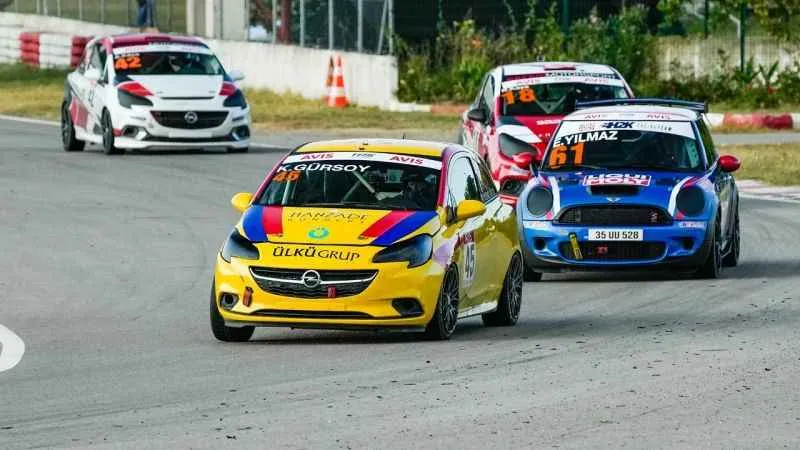 Pist Şampiyonası Körfez'de başlıyor