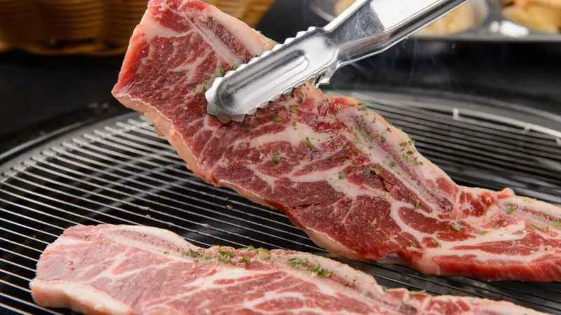 Bayram sofralarınız beslenme dengenizi bozmasın 