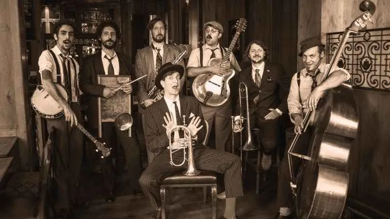 Yapı Kredi bomontiada “Uninvited Jazz Band” ile New Orleans ruhunu Avlu’ya taşıyor