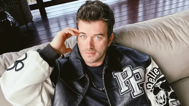 Hepsiburada’nın Marka Yüzü Kıvanç Tatlıtuğ Oldu!