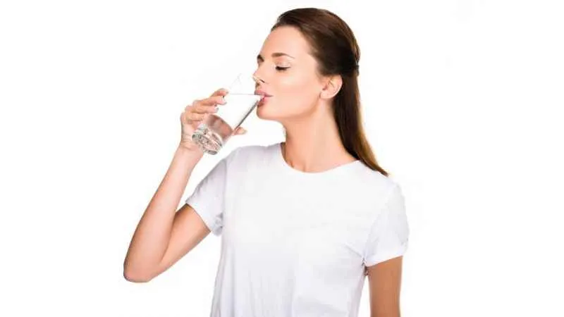 Yaz mevsiminde sıvı tüketimi ve böbrek sağlığına dikkat !