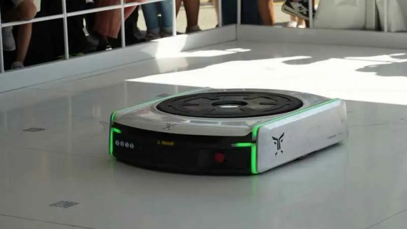 Lojistik robot TARQAN, TEKNOFEST Ankara’da yerli ve yabancı ziyaretçilerin ilgi odağı oldu