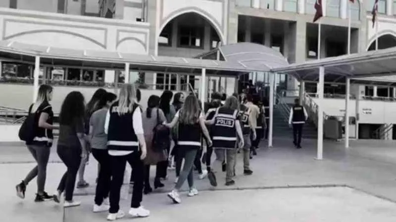 Antalya’da medikal malzeme operasyonu: 25 kişi yakalandı