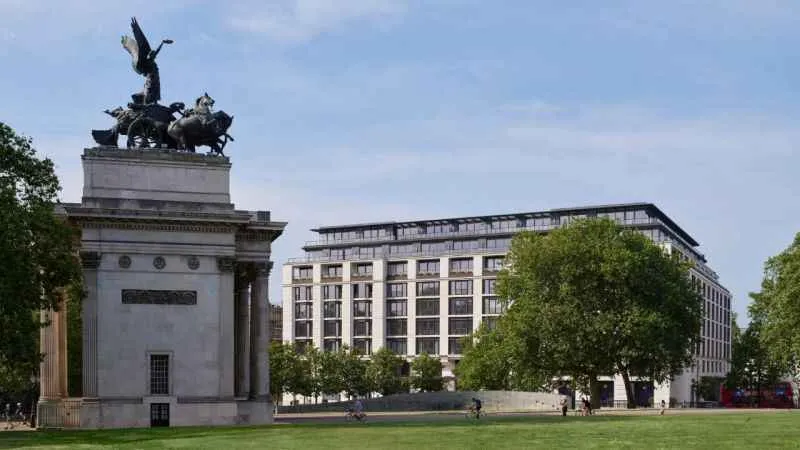 The Peninsula London açıldı