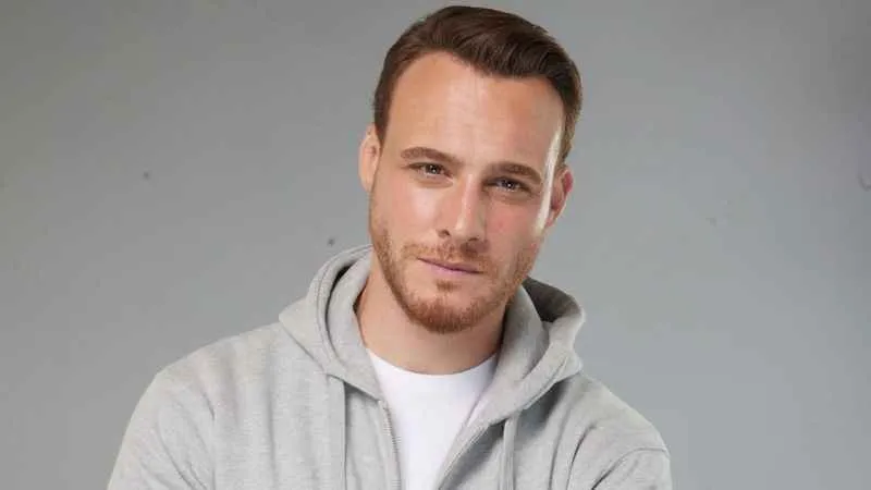 Kerem Bürsin Gerçeğin Peşinde