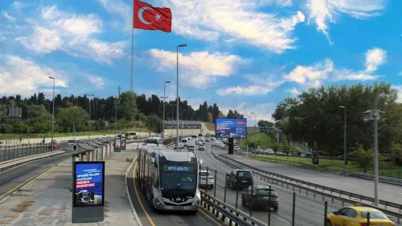 Metrobüs’te yolcu rekoru