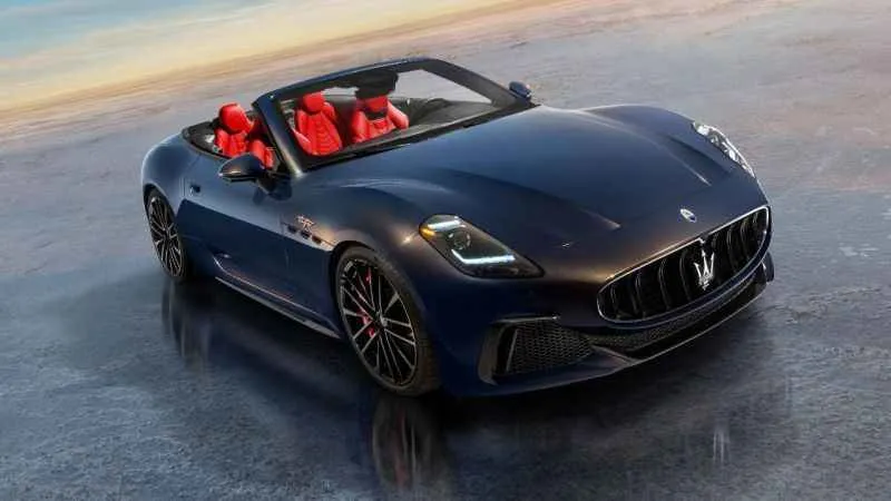 Maserati, Yeni Maserati GranCabrio'yu sunuyor