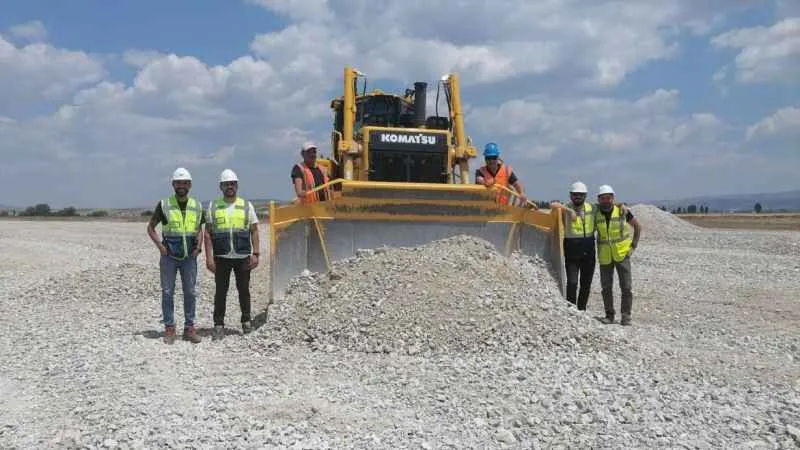 Komatsu D85EXi-18 Akıllı Dozer ile yüzde 80’e varan verimlilik elde edildi 