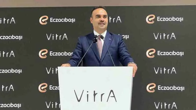 Bakan Kacır: "İhracatımız, geçtiğimiz yıl yeni bir rekora imza atarak 254 milyar dolara ulaştı"