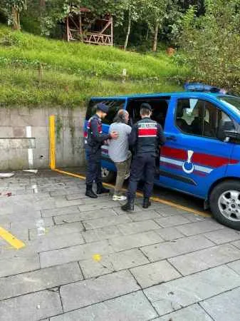 Artvin’de jandarmadan dev operasyon: 14 kişi tutuklandı