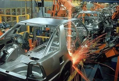 Otomotivde üretim yüzde 12, ihracat yüzde 14 azaldı