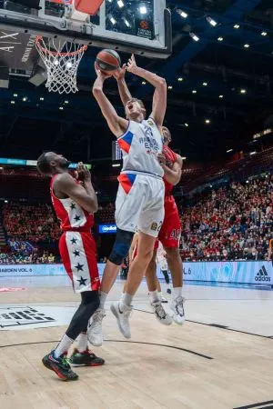 THY Euroleague: Olimpia Milano: 48 – Anadolu Efes: 64