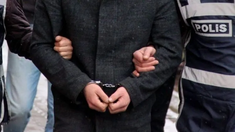 İstanbul merkezli 10 ilde FETÖ operasyonu: 17 doktor yakalandı