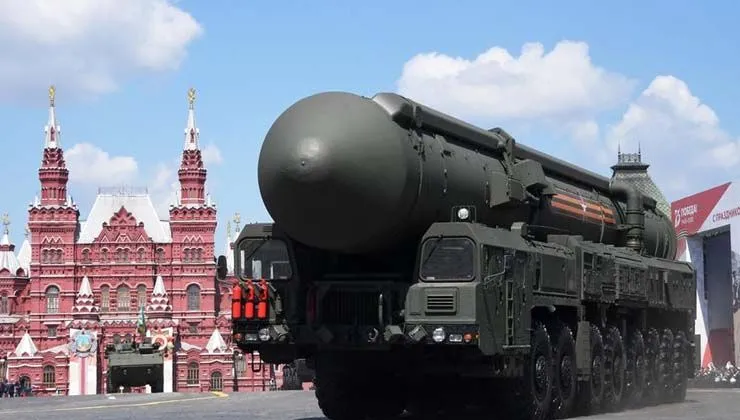 ABD’nin “Ukrayna’ya silah vereceğiz” açıklamasına Rusya’dan nükleer tatbikatlı cevap