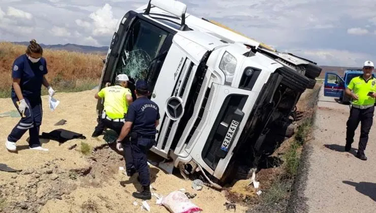Devrilen tırın altında kalan Soner Kahveci hayatını kaybetti